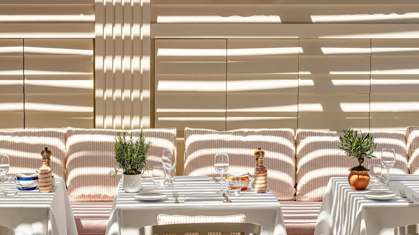 Bagatelle in Saint-Tropez restaurants official venue cover